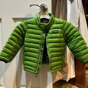 Patagonia 4T duck down green puffer jacket